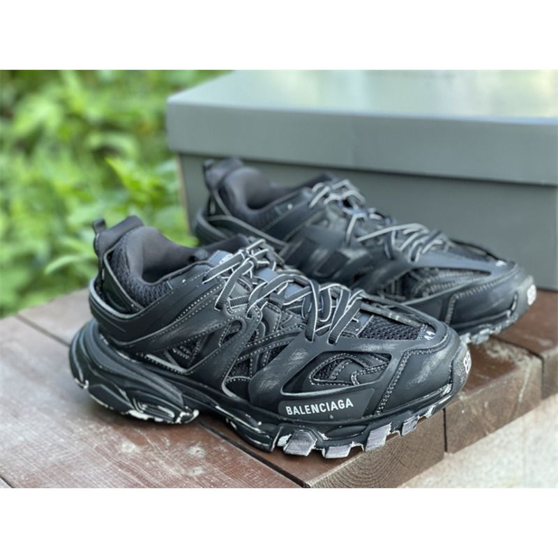 Ba*len*cia*ga 3.0 old graffiti old graffiti