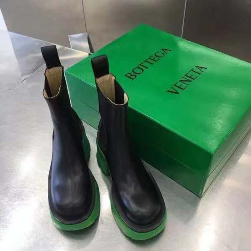 Bo*te*ga ve*ne*ta high leather boots with platform soles