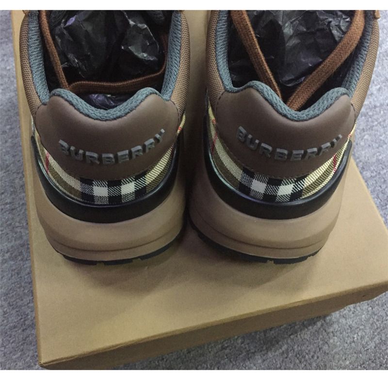 B**rry panelled low-top sneakers