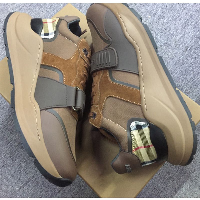 B**rry panelled low-top sneakers