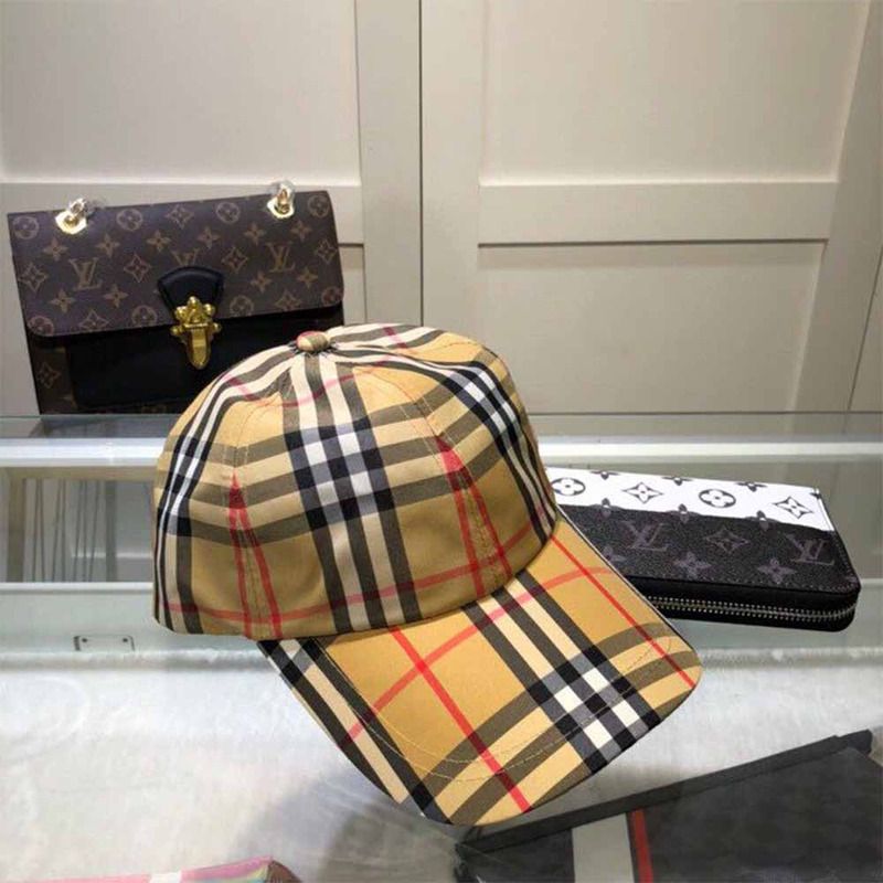 B**rry vintage check baseball cap in antique yellow