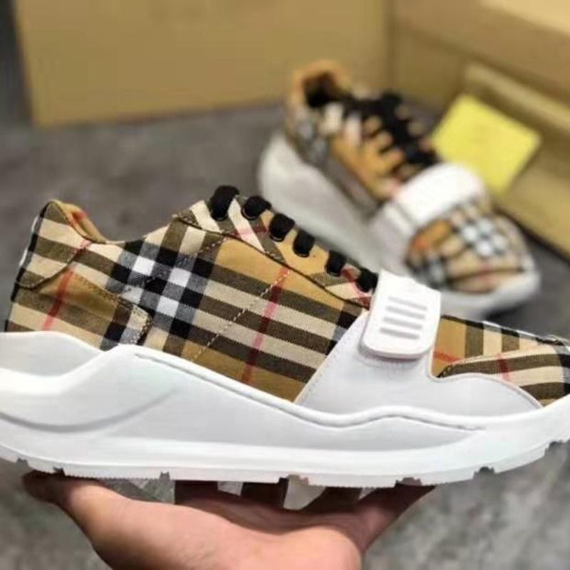 B**rry check sneakers