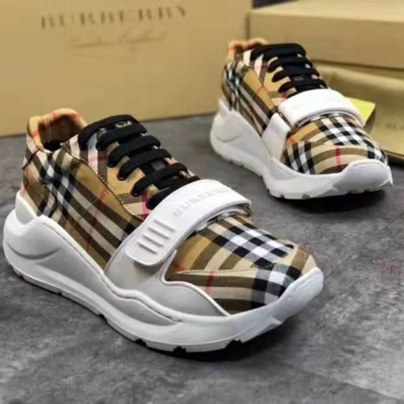 B**rry check sneakers