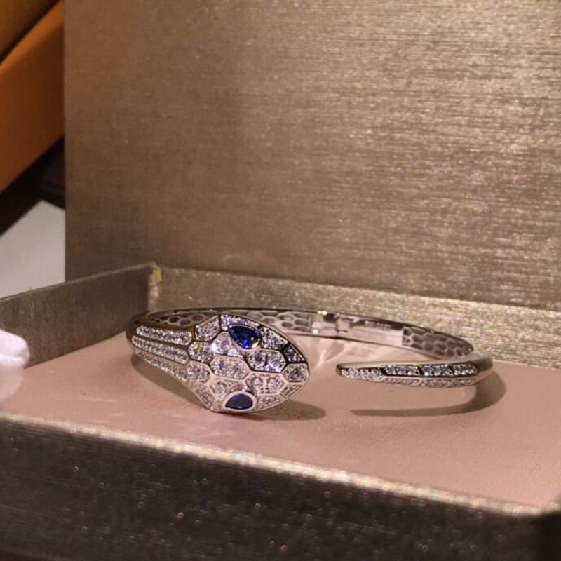 b*l*ai serpenti Di*m*nd snake head cuff bracelet