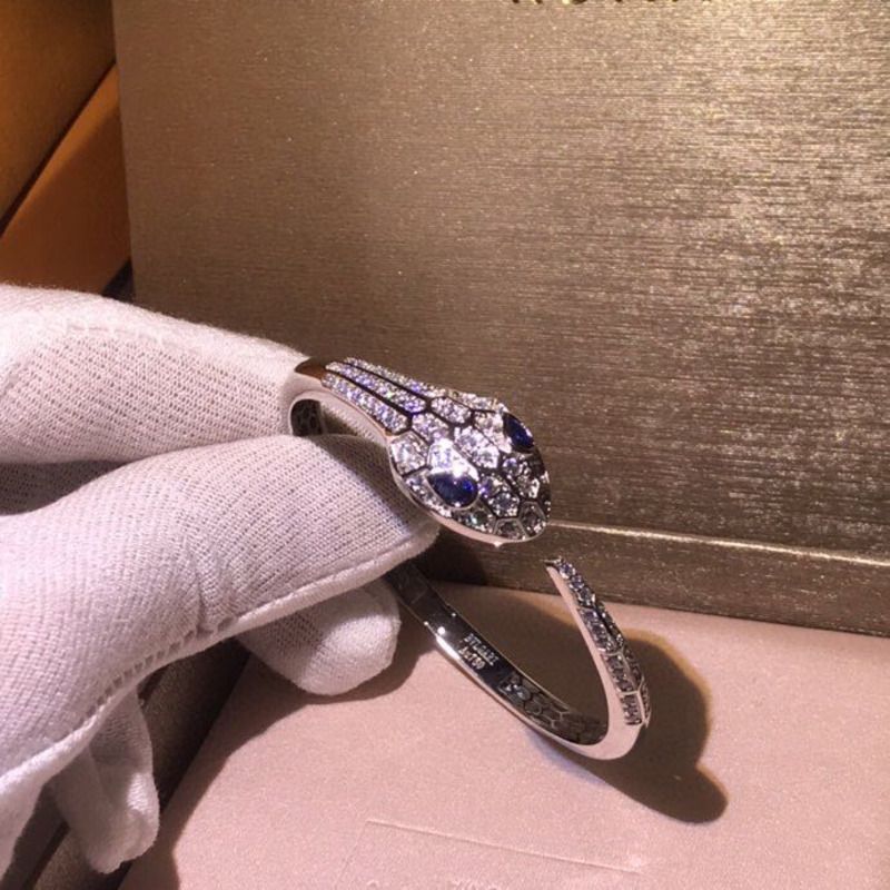 b*l*ai serpenti Di*m*nd snake head cuff bracelet