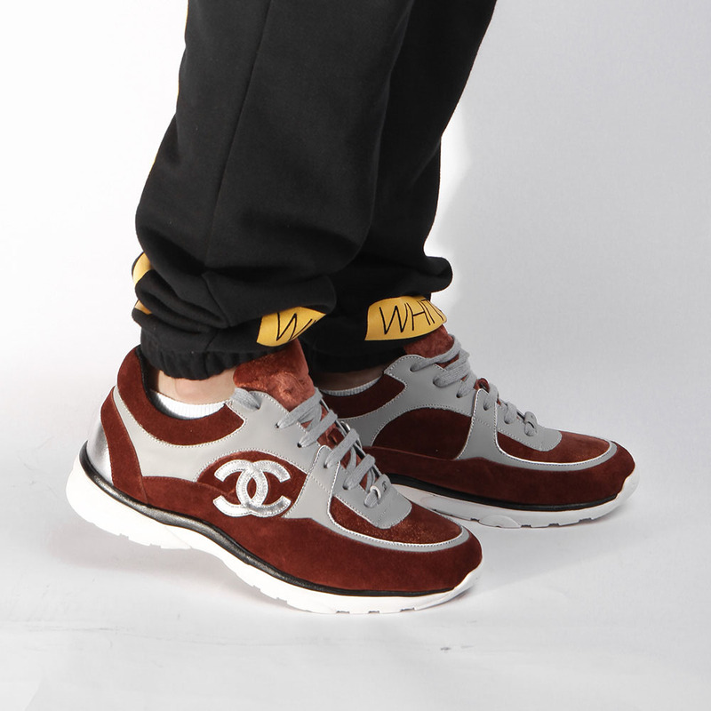 Ch*el sneaker in suede red