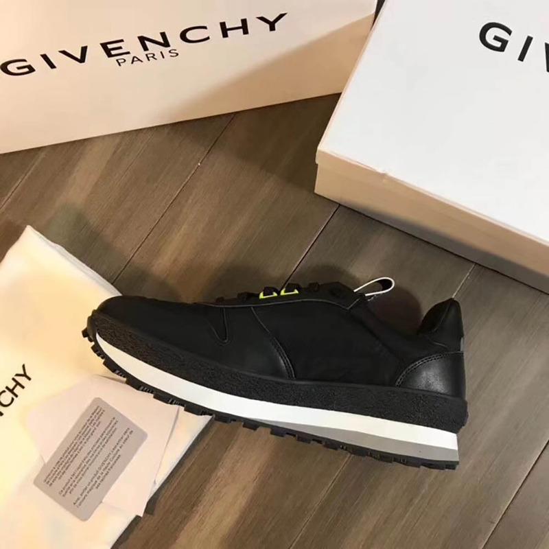 Givenchy New Runner Sneakers in Black Leather and Nylon