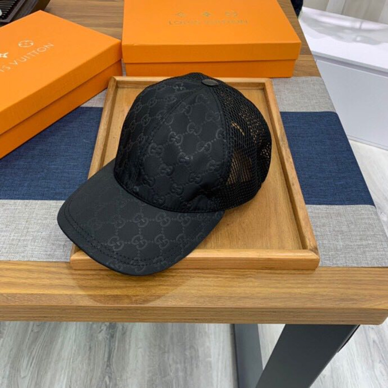 G*u*i canvas and mesh baseball cap