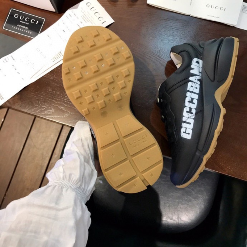 G*u*i leather band rhython sneakers