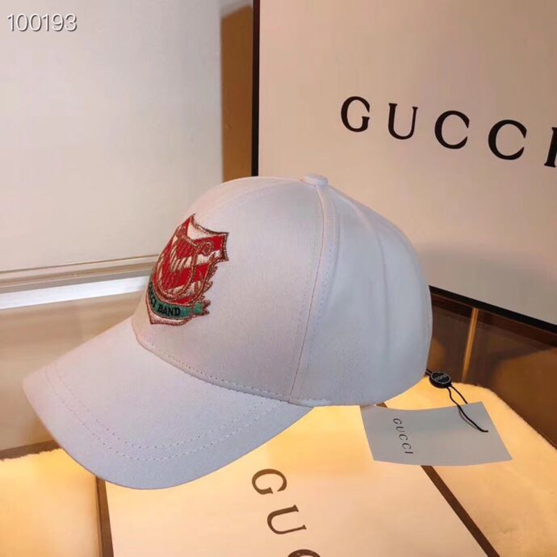 G*u*i baseball hat