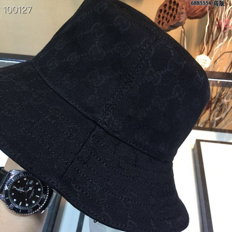 G*u*i lame bucket hat