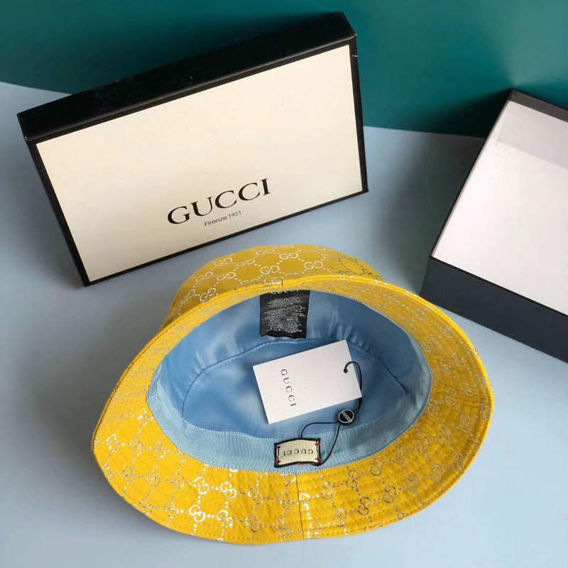 G*u*i lame bucket hat