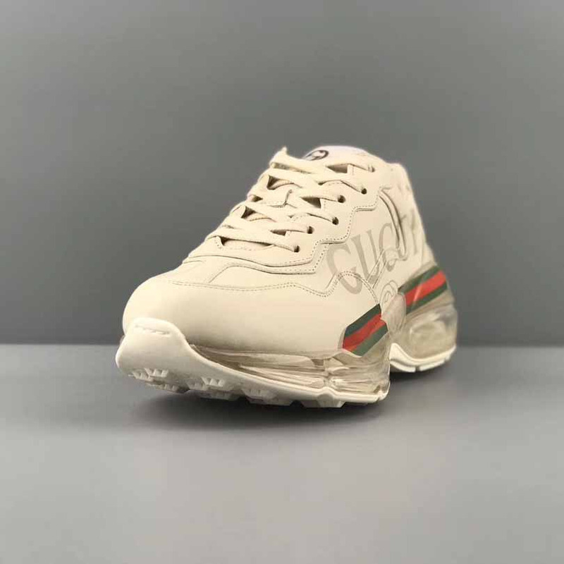 G*u*i sneaker with logo