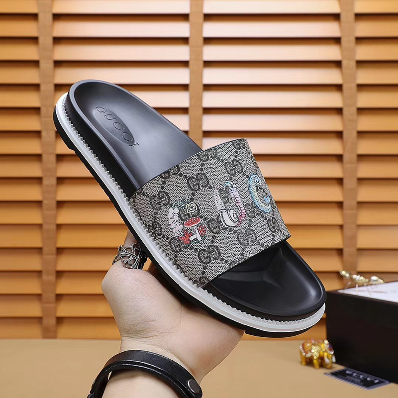 G*u*i logo slide sandal