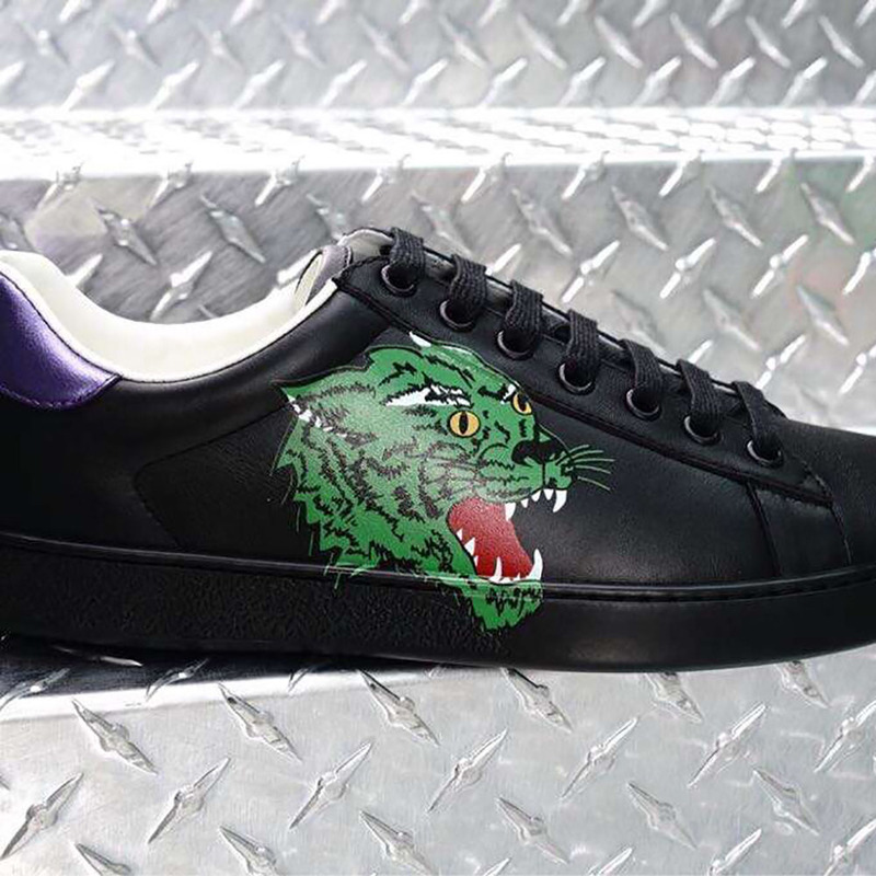 G*u*i ace tiger print sneaker in black