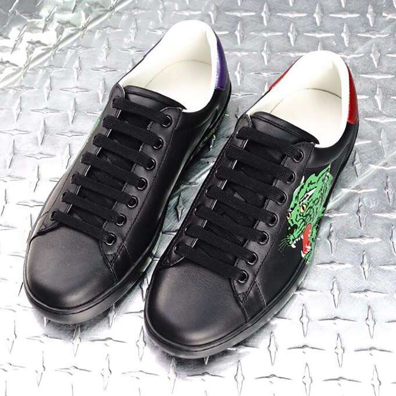 G*u*i ace tiger print sneaker in black