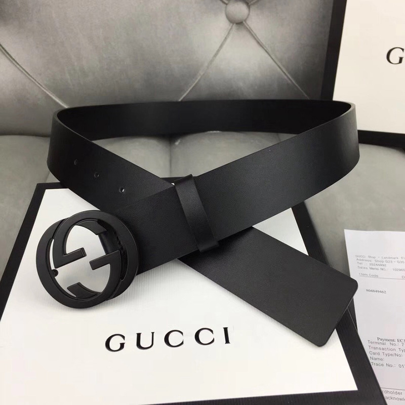 G*u*i leather belt with black interlocking