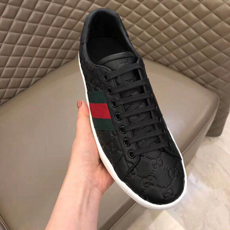 G*u*i signature web sneaker(black)