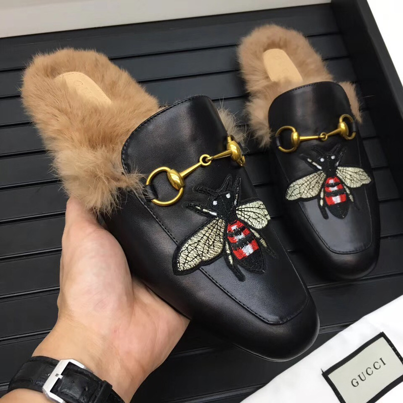 G*u*i princetown slipper with bee