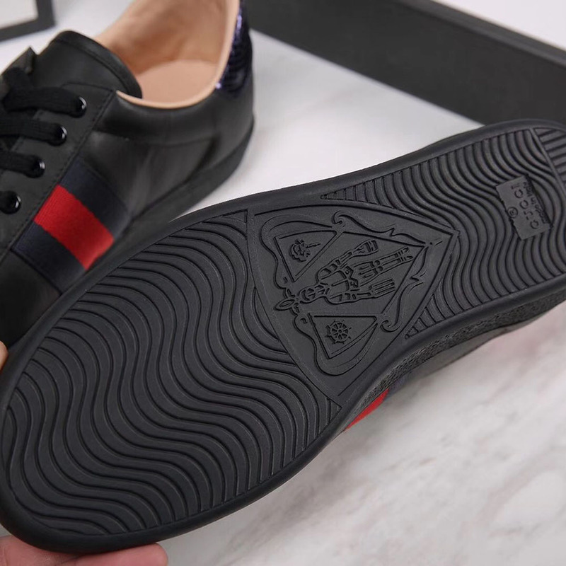 G*u*i black bee embroidered sneakers