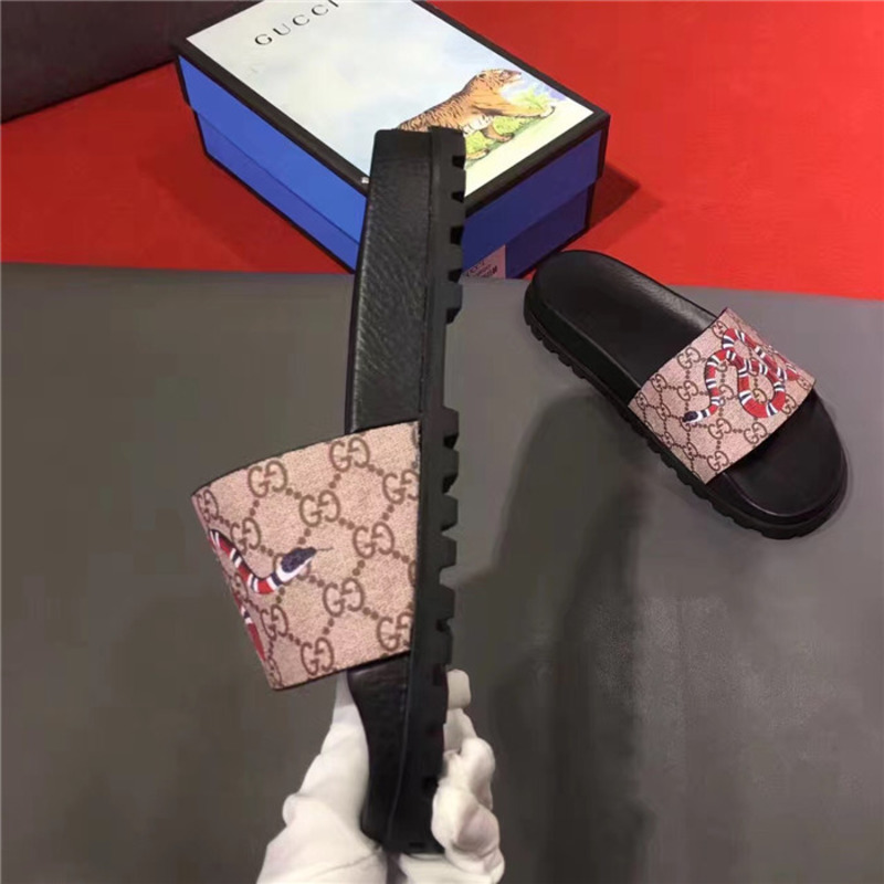 G*u*i snake print sandals