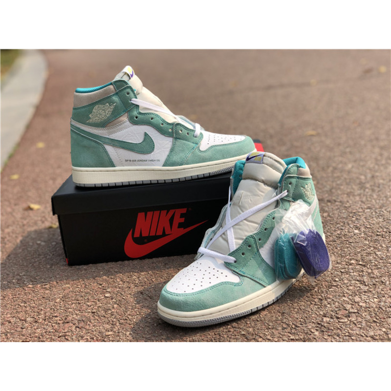 Air Jordan 1"Turbo Green"555088 311 Sneakers Men Women