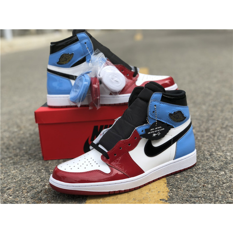 Air Jordan 1 High OG"Fearless"CK5666 100 Sneakers Men Women