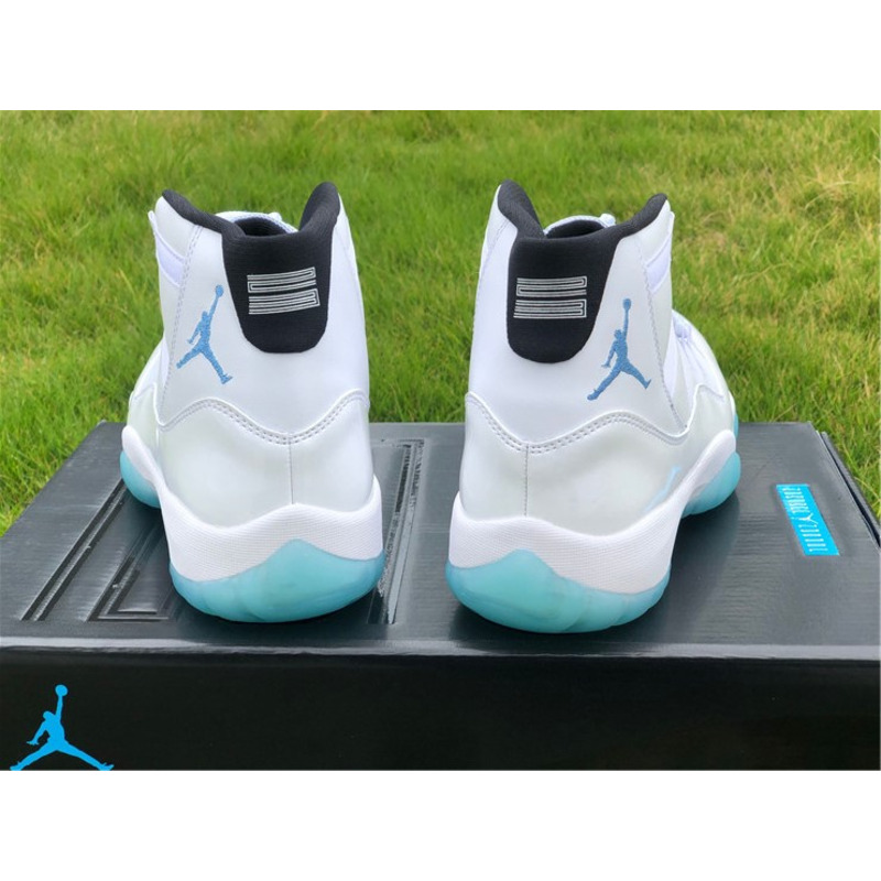Air Jordan 11 RETRO 378037 117 Sneakers Men