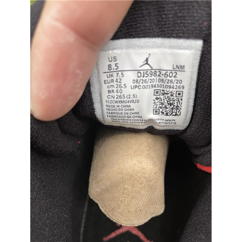 Air Jordan 13 Retro BULL DJ5982 602 Sneakers Men