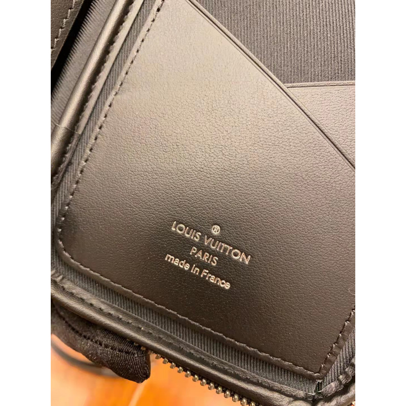 l**is V*t*n monogram belt bag