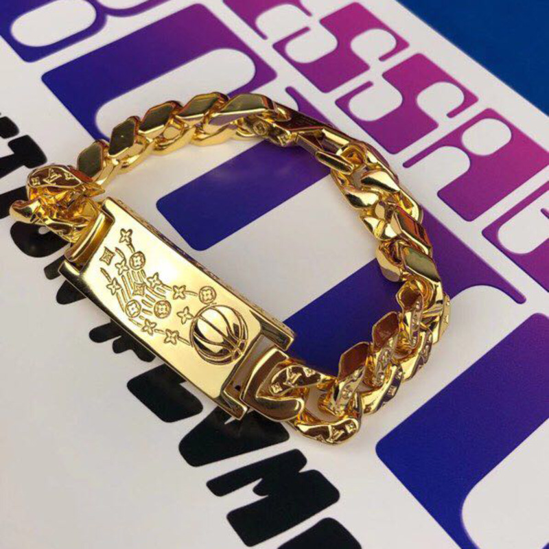 l**is V*t*n x nba bracelet gold