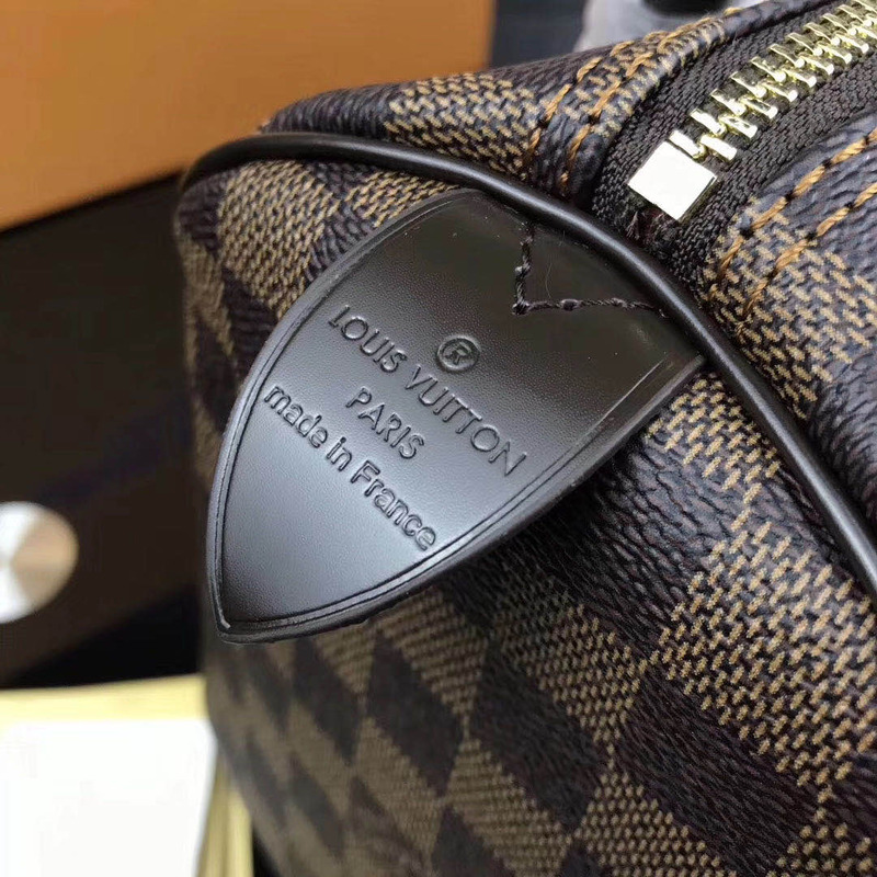 l**is V*t*n crafty speedy bandouliere 25