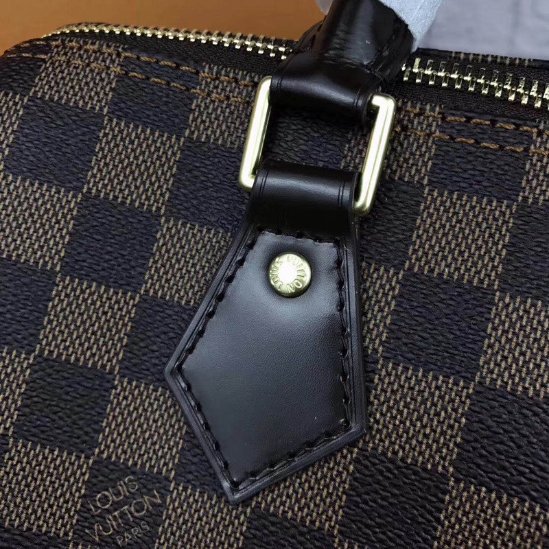 l**is V*t*n crafty speedy bandouliere 25