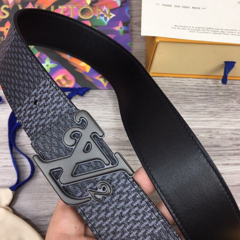 l**is V*t*n squared lv 40mm belt
