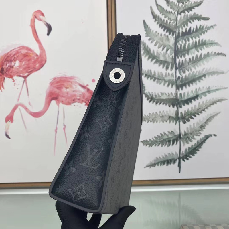 l**is V*t*n monogram handbag