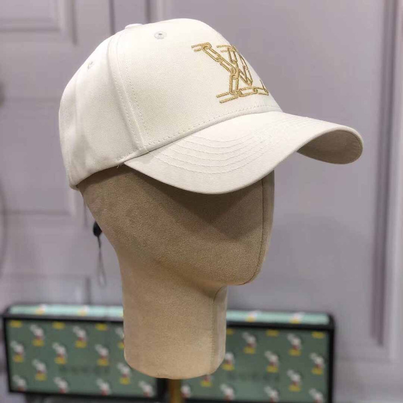 l**is V*t*n chain cap