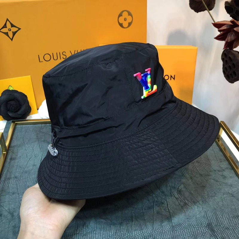 l**is V*t*n 2054 transformable bob