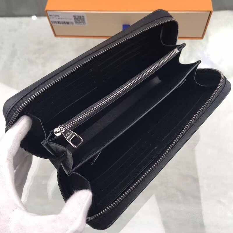 l**is V*t*n zippy wallet