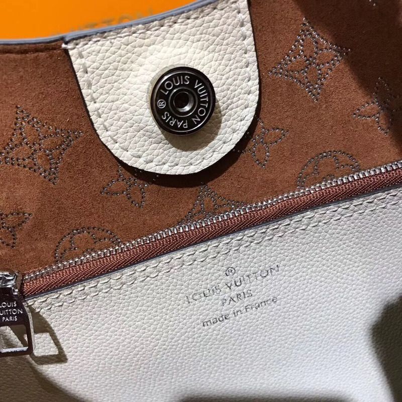 l**is V*t*n babylone chain bb handbag