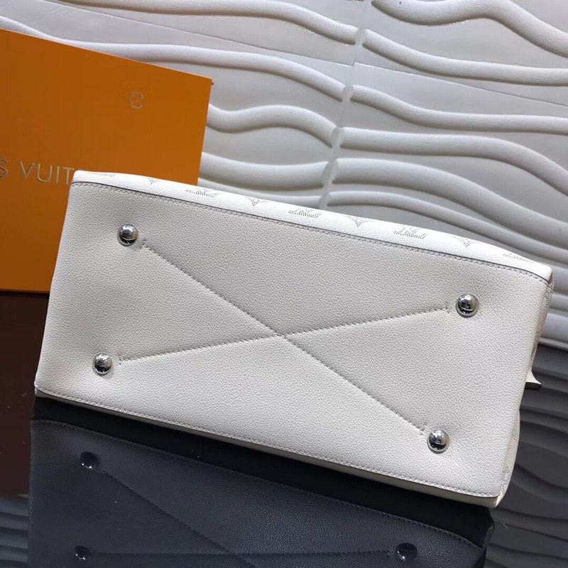 l**is V*t*n babylone chain bb handbag