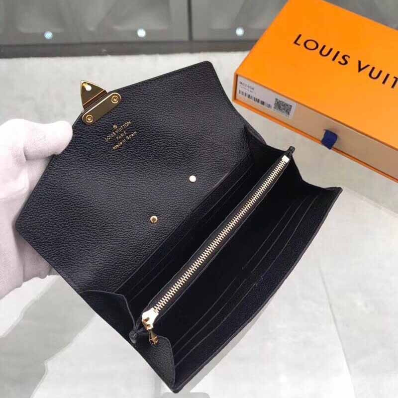 l**is V*t*n monogram black wallet