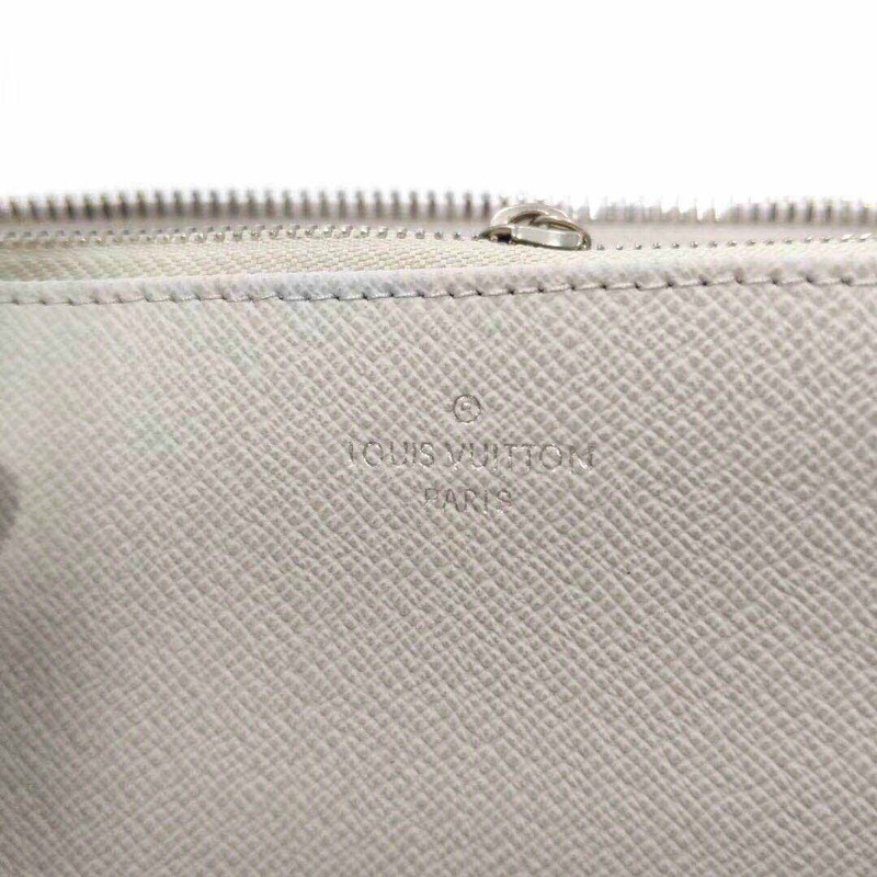 l**is V*t*n zippy organizer in blanc