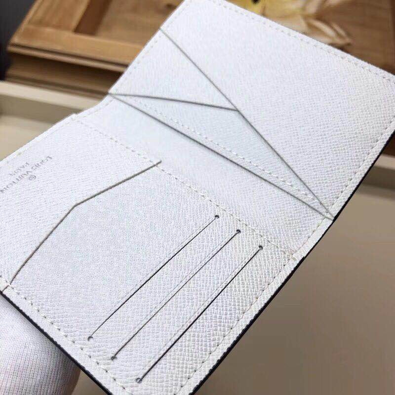 l**is V*t*n pocket organizer in blanc