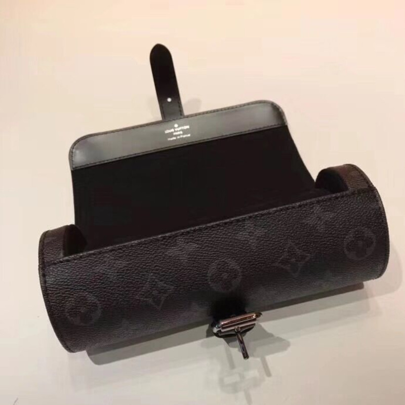 l**is V*t*n watch box