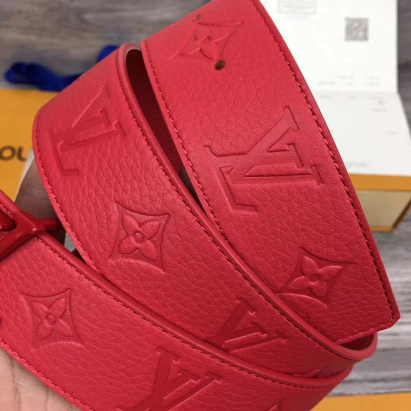 l**is V*t*n reverso belt in red