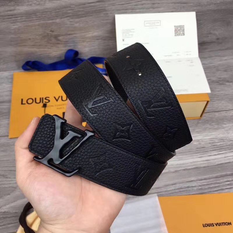 l**is V*t*n monogram reverso belt in black