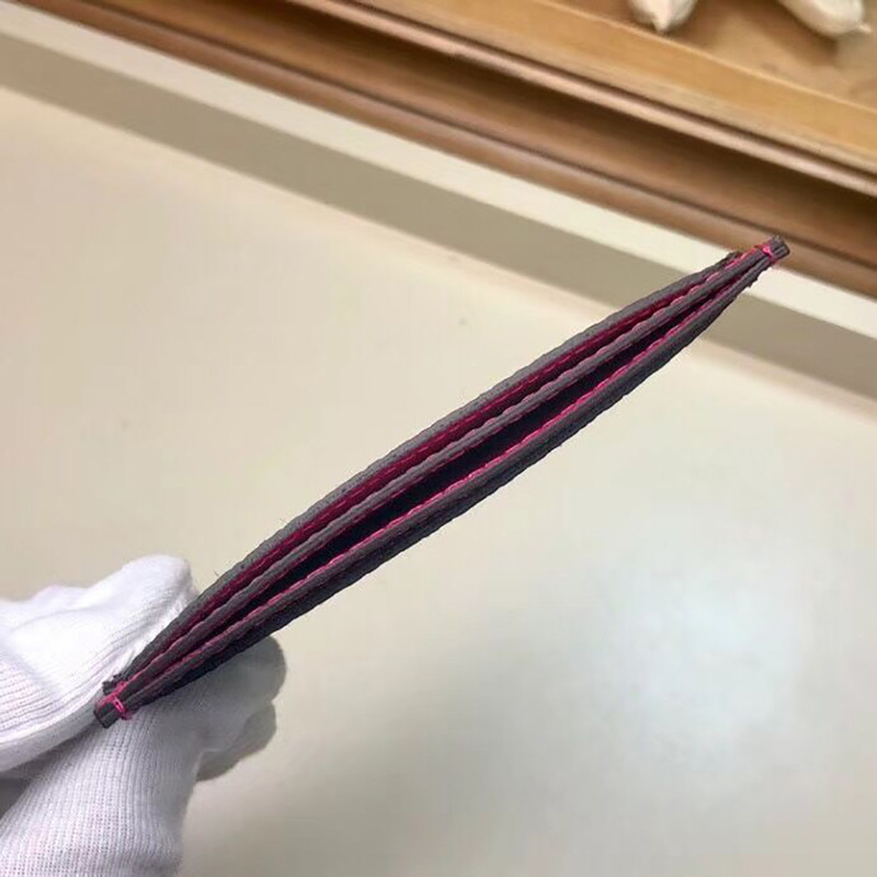 l**is V*t*n card holder