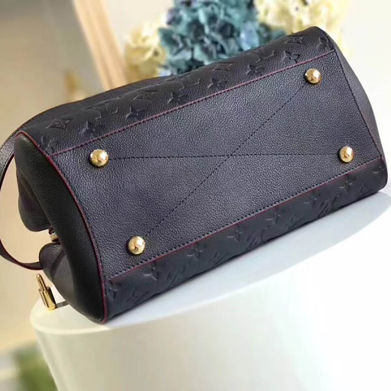 l**is V*t*n montaigne gm m43238