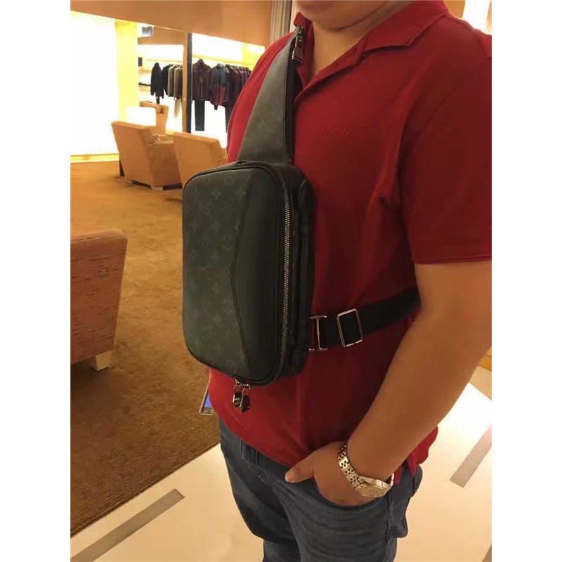 l**is V*t*n black monogram bumbag explorer