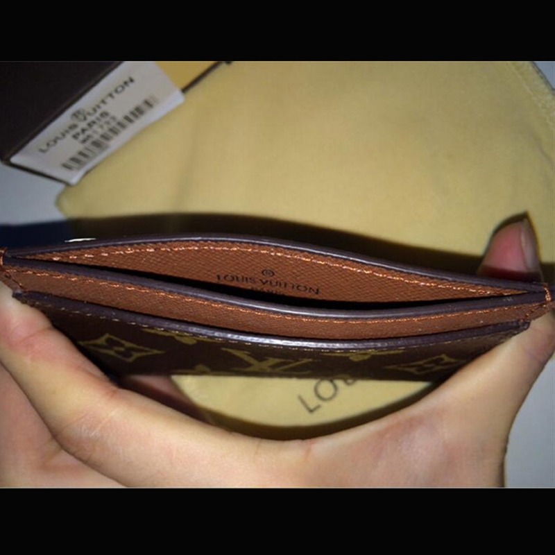 l**is V*t*n monogram card holder